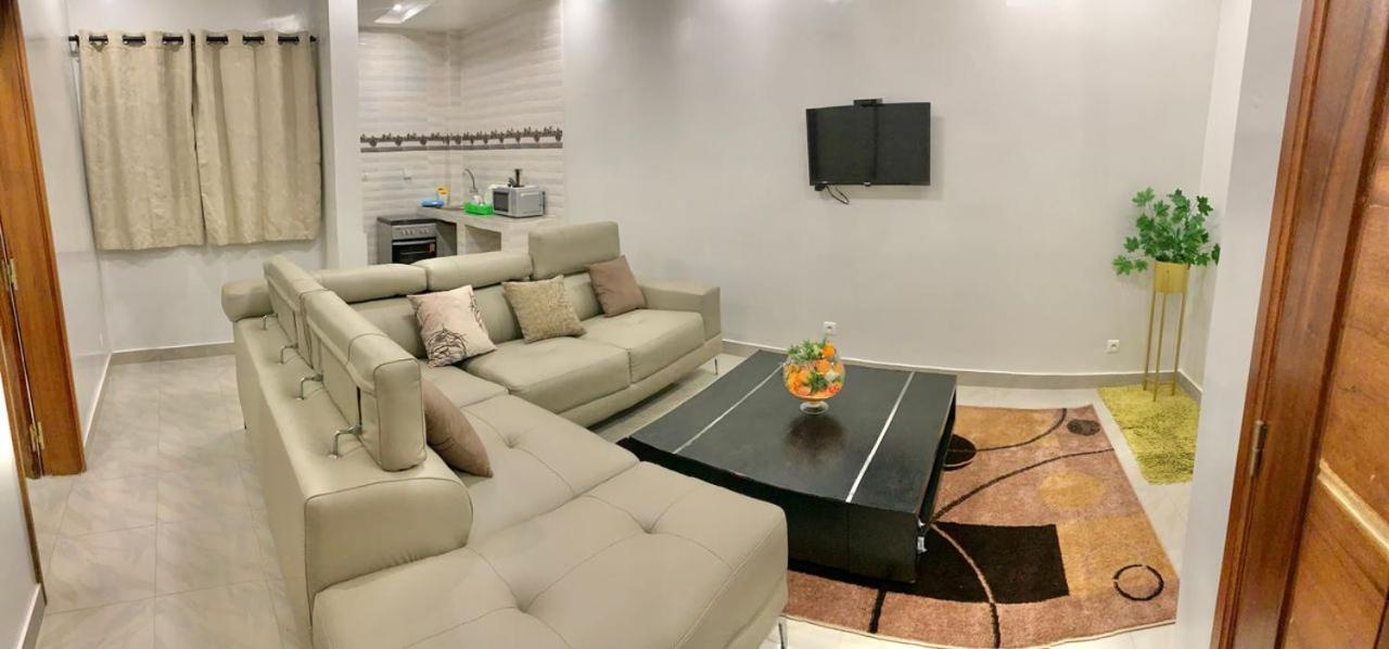 Superbes Appartements Non Loin De Auchan Mermoz Dakar Zewnętrze zdjęcie